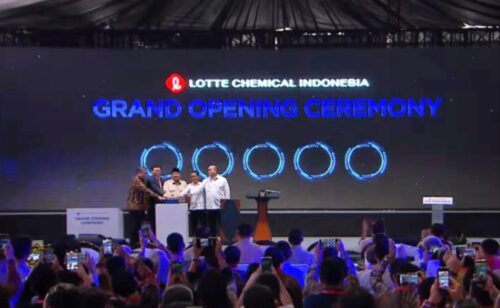 Presiden Prabowo Resmikan Pabrik Lotte Chemical Indonesia, Tonggak Baru Perkuat Hilirisasi Industri Nasional