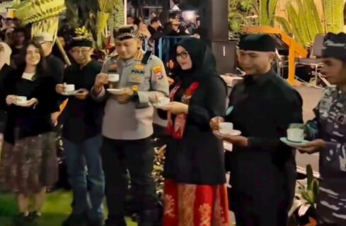 Festival “Ngopi Sepuluh Ewu” di Desa Adat Osing Kemiren, Wujud Persaudaraan Lewat Secangkir Kopi di Banyuwangi