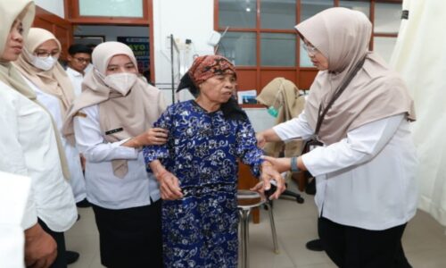 Perkuat Layanan Kesehatan, Pemkab Banyuwangi Hadirkan Dokter Spesialis di Puskesmas  di Banyuwangi
