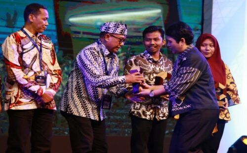 Banyuwangi Raih Penghargaan di ISNA 2025 sebagai Kabupaten Terbaik I Best Smart Branding Innovation di Banyuwangi
