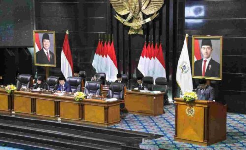 Wagub Rano Sampaikan Jawaban Eksekutif Atas Pandangan Fraksi Soal Raperda Penataan Wilayah DKI Jakarta