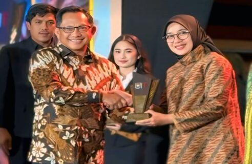 Pemkab Banyuwangi Raih Penghargaan Tata Kelola Pemerintahan Terbaik dari Kemendagri di Banyuwangi