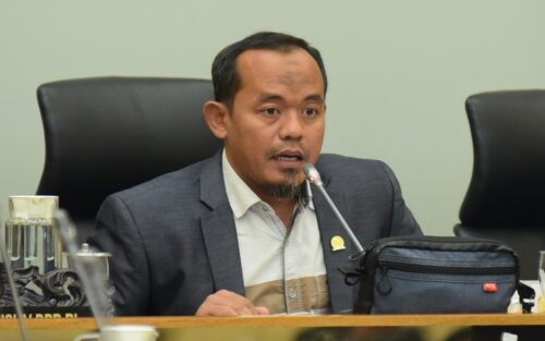 Komisi IV DPR Beri Tenggat 30 Hari untuk KLHK Ungkap Pelaku Illegal Logging Pemicu Bencana Banjir