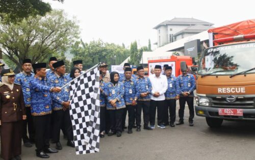 Gubernur Jateng Berangkatkan Bantuan Kemanusiaan untuk Warga Terdampak Bencana di Sumatera