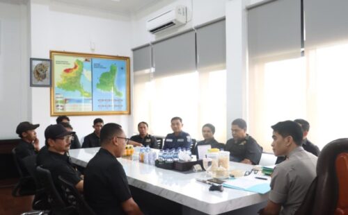 PWI Banyuwangi Jalin Silaturahmi dengan Kapolresta Kombes Rofiq R Himawan, Bahas Penguatan Informasi Publik di Banyuwangi