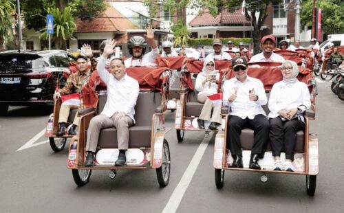Pemkot Surabaya Distribusikan 200 Becak Listrik Bantuan Presiden Prabowo untuk Penguatan Ekonomi Warga