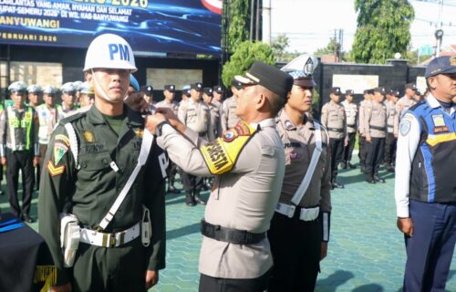 Siap Amankan Lalu Lintas, Wakapolresta Banyuwangi Pimpin Apel Operasi Keselamatan Semeru 2026 di Banyuwangi