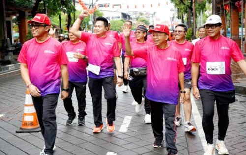 Semarak HUT Kota Denpasar, Gubernur Koster Lepas Peserta dan Ikut Meriahkan 6K Fun Run 2026