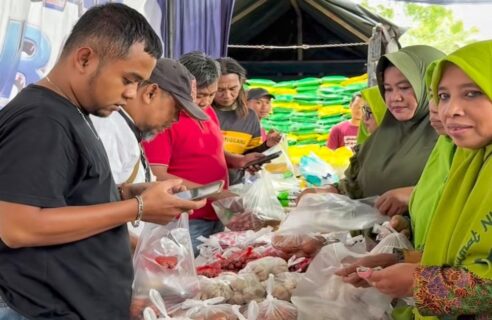 Pemprov Jatim Gelar Pasar Murah Ramadan di Banyuwangi, Harga Sembako Jauh Lebih Terjangkau di Banyuwangi