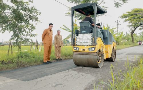 Bupati Klaten Tinjau Perbaikan Tambal Sulam Jalan dr. Soepomo, Target Rampung Sebelum Lebaran