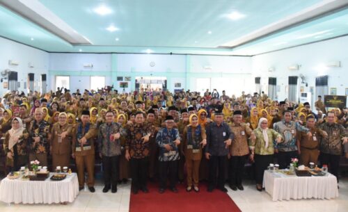 Pemerintah Pusat Revitalisasi 45 Sekolah dan Salurkan 1.577 IFP di Sidoarjo