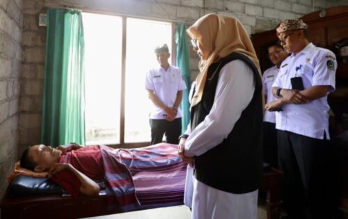 Bupati Ipuk Gelar Bunga Desa di Purwoharjo, Fokus Layanan Sosial, Kesehatan, dan Pemberdayaan Ekonomi di Banyuwangi