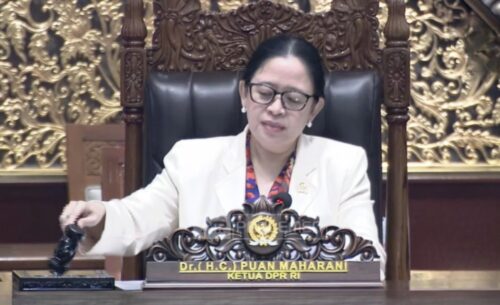 Sorak Bahagia Pekerja Rumah Tangga Iringi DPR RI Sahkan RUU PPRT Jadi UU