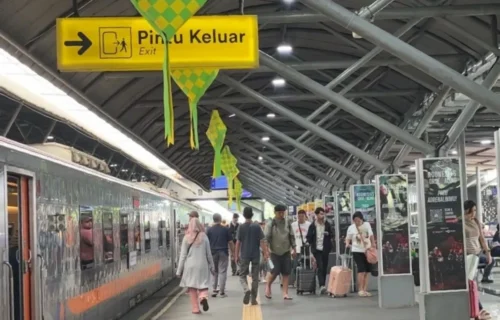 KAI Daop 8 Surabaya Operasikan 8 KA Tambahan Sambut Libur Paskah 2026