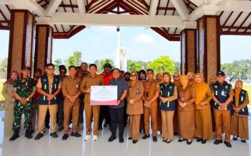 Bank Jatim Salurkan CSR untuk Percantik Alun-Alun Sidoarjo, Bupati Subandi Ajak Warga Jaga Fasilitas Publik
