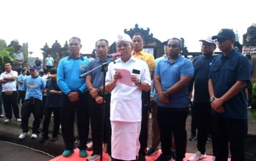 Peringatan Hari Buruh Penuh Edukasi dan Aksi Sosial, Gubernur Koster: Terima Kasih, Keringat Pekerja Mesin Ekonomi Bali