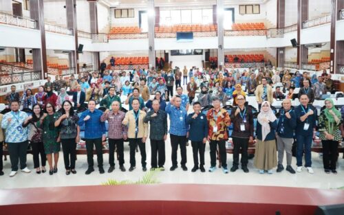 Gubernur Koster Angkat Potensi Garam Tradisional Bali di Forum Akademisi Kelautan se-Indonesia