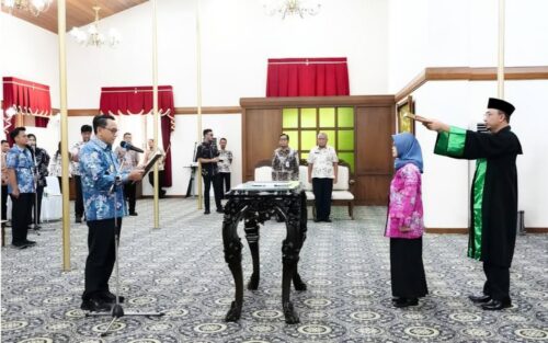 Plt Bupati Candra Lantik Siti Subiati sebagai Pj Sekda Kabupaten Pati