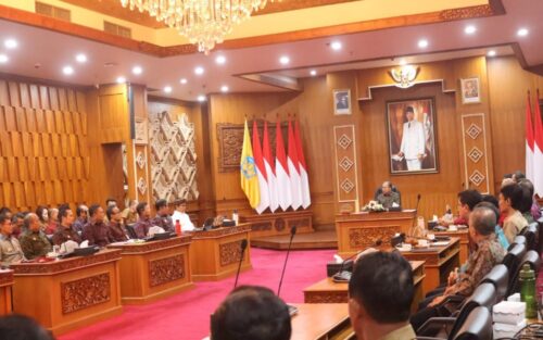 Gubernur Koster Ajak Kepala Daerah Tinggalkan Ego Sektoral, Bangun Bali dengan Semangat Gotong Royong