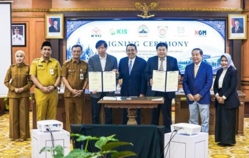 Investor Tiongkok Investasi Rp15 Triliun di Jateng, Bangun Kawasan Industri EV dan Serap 10 Ribu Pekerja