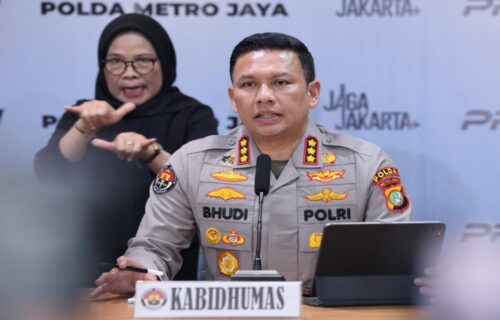Polda Metro Jaya Amankan Dua Pembawa Bom Molotov di Tengah Aksi Demo