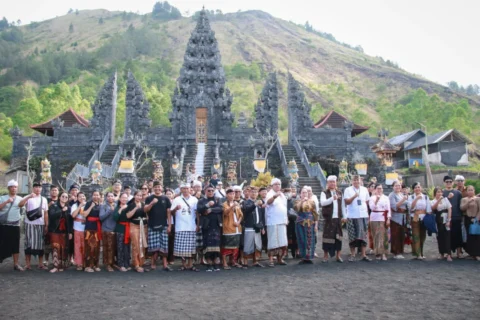 Jala Bawaslu Bali: Integrasi Pengawasan Pemilu dan Pelestarian Lingkungan di Bangli