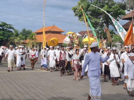 Pura Agung Jagatnatha Buleleng Bersiap Gelar Piodalan XXXIII: Rangkaian Upacara Suci dan Makna Spiritual