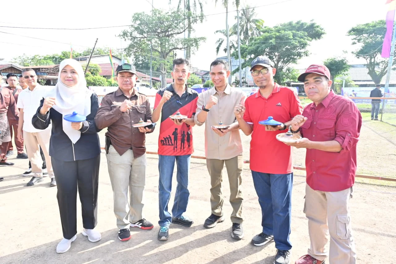 72 Peserta Meriahkan Lomba Gasing dan Layang-layang di Hari Jadi Bengkalis