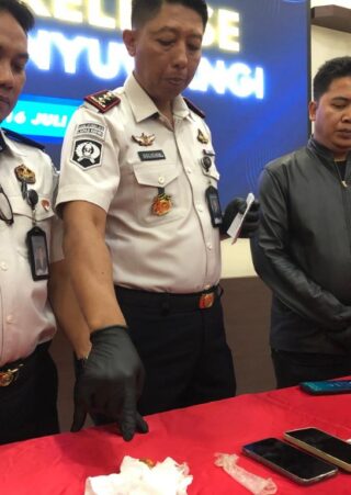 Lapas Banyuwangi Gagalkan Penyelundupan Narkoba, Lima Paket Disembunyikan di Alat Vital Pembesuk di Banyuwangi