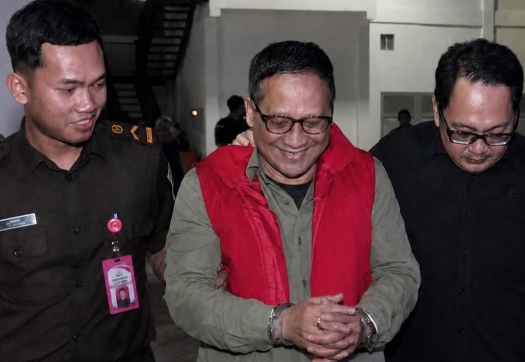 Diduga Korupsi Anggaran Pakan dan Perawatan Satwa, Mantan Dirut KBS Resmi Jadi Tersangka