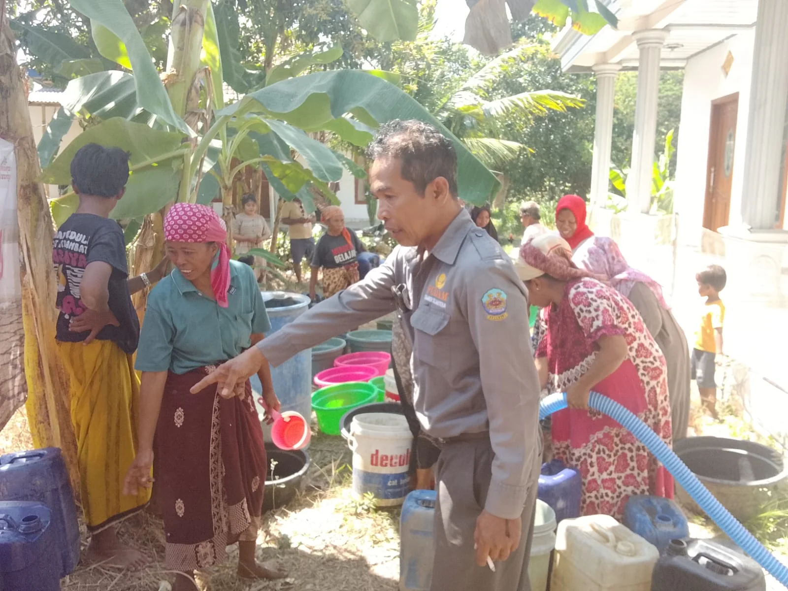 BPBD Mulai Lakukan Dropping Air Bersih ke Desa Terdampak Kekeringan
