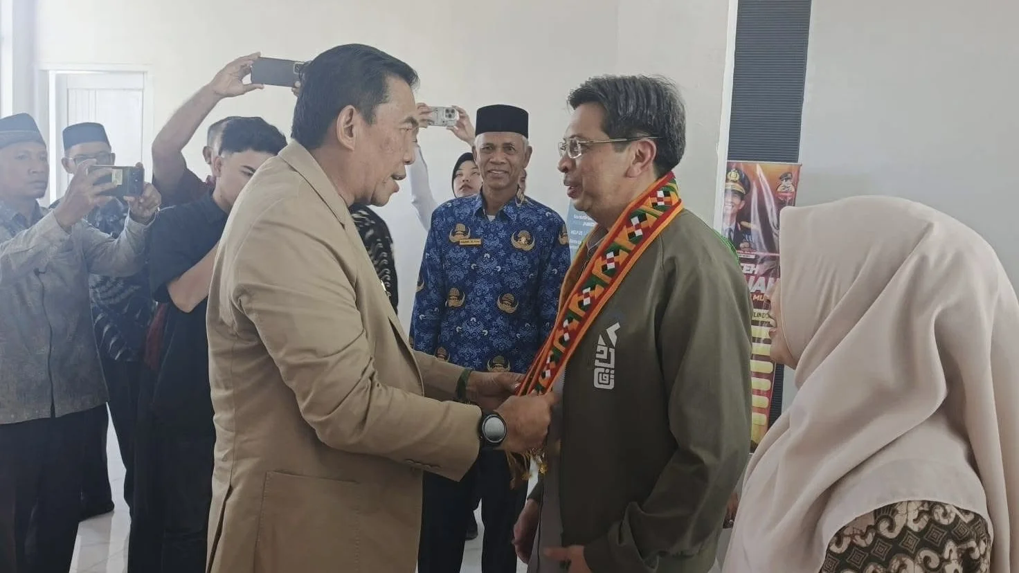 Bupati Simeulue Sambut Staf Ahli Menteri Agama RI dalam Kunjungan Kerja