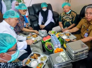 DPR RI Sidak SPPG Sidoarjo, Evaluasi BGN Perkuat Standar Program MBG