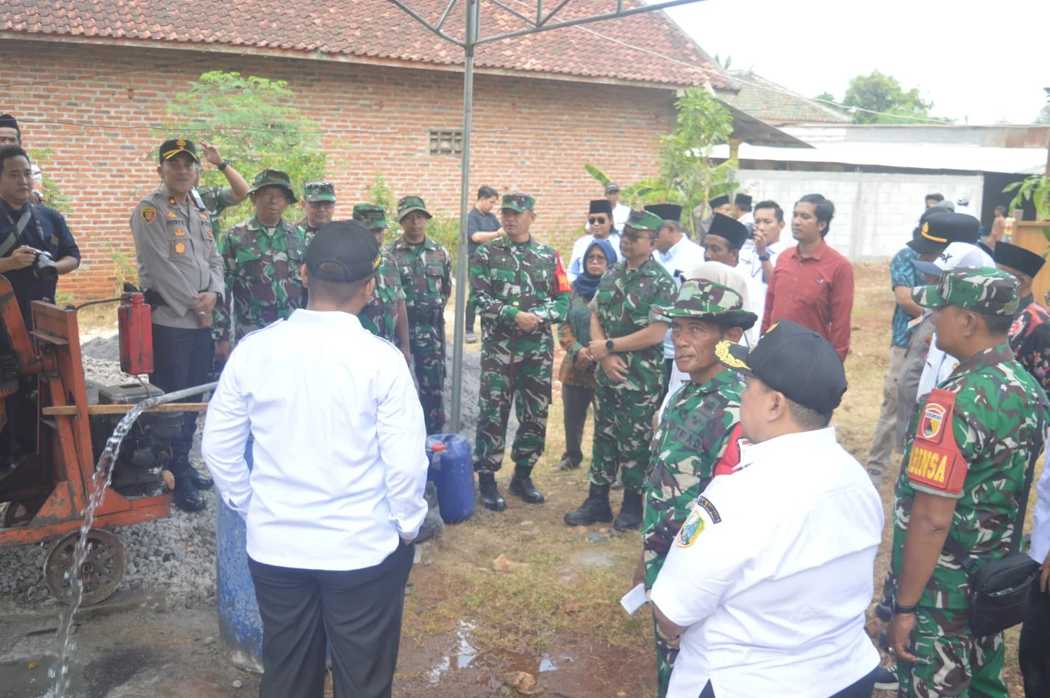 Forkopimda Tinjau Sasaran Fisik TMMD ke-129 Sampang, Sumur Bor untuk Warga