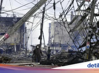 Gempa Jepang 7,1 Guncang Kumamoto: AEON Mall Ambruk, Puluhan Orang Terjebak