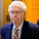 Gubernur Kentucky Desak Mitch McConnell Buktikan Kebugaran atau Mundur