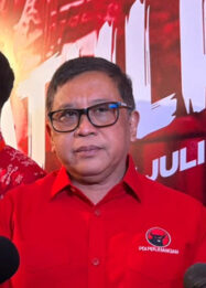 Hasto Tegaskan Kritik PDIP Berbasis Argumentasi, Bukan Buzzer