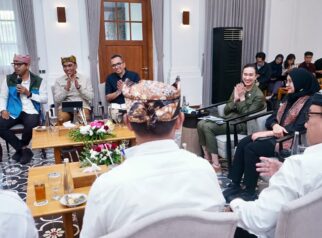 Pimpin Rakor di Banyuwangi, Menpar Widhiyanti Perkuat Kesiapan UGG Geopark Ijen Hadapi Revalidasi di Banyuwangi