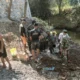 Karya Bhakti Kodim Sampang, Babinsa dan Warga Uruk Pondasi Jembatan Kedungdung