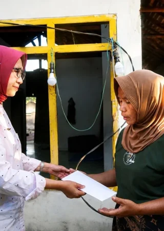 Kebakaran di Jatisari: Pemerintah Kabupaten Lumajang Salurkan Bantuan dan Perkuat Sinergi Pemulihan Warga Terdampak