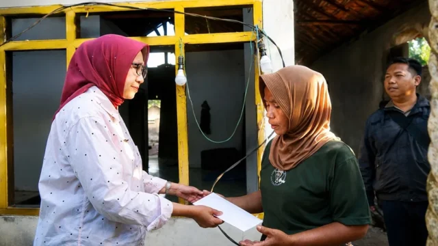 Kebakaran di Jatisari: Pemerintah Kabupaten Lumajang Salurkan Bantuan dan Perkuat Sinergi Pemulihan Warga Terdampak