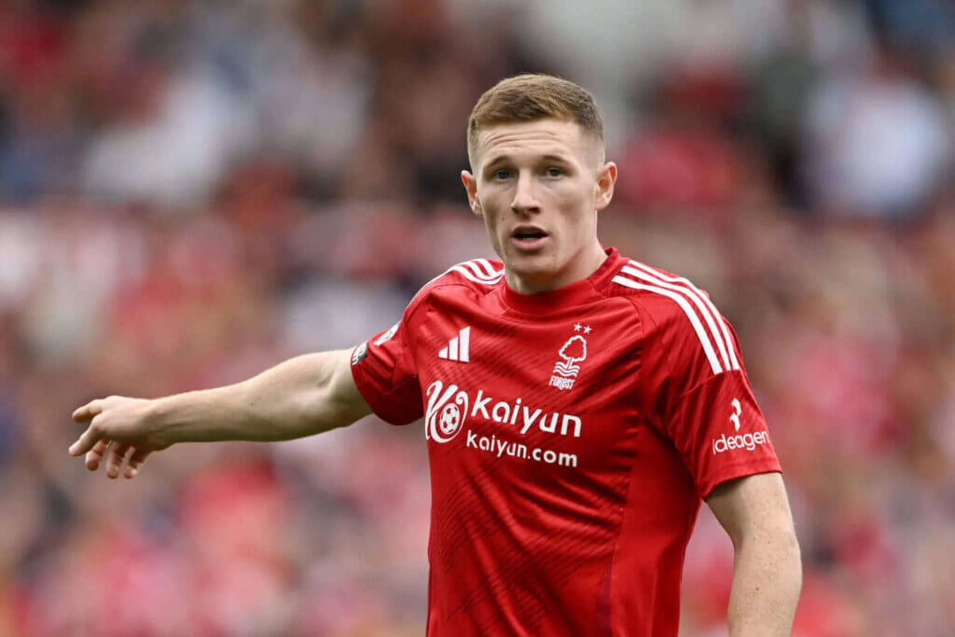 Nottingham Forest Incar Curtis Jones sebagai Pengganti Elliot Anderson