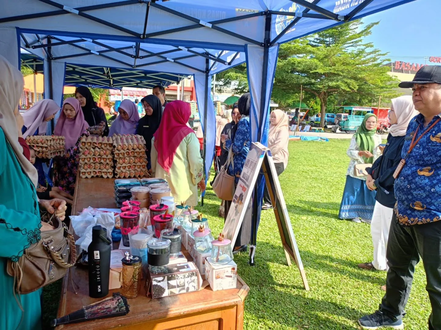 Pasar Murah HUT Lubuk Basung Perkuat Ekonomi Masyarakat
