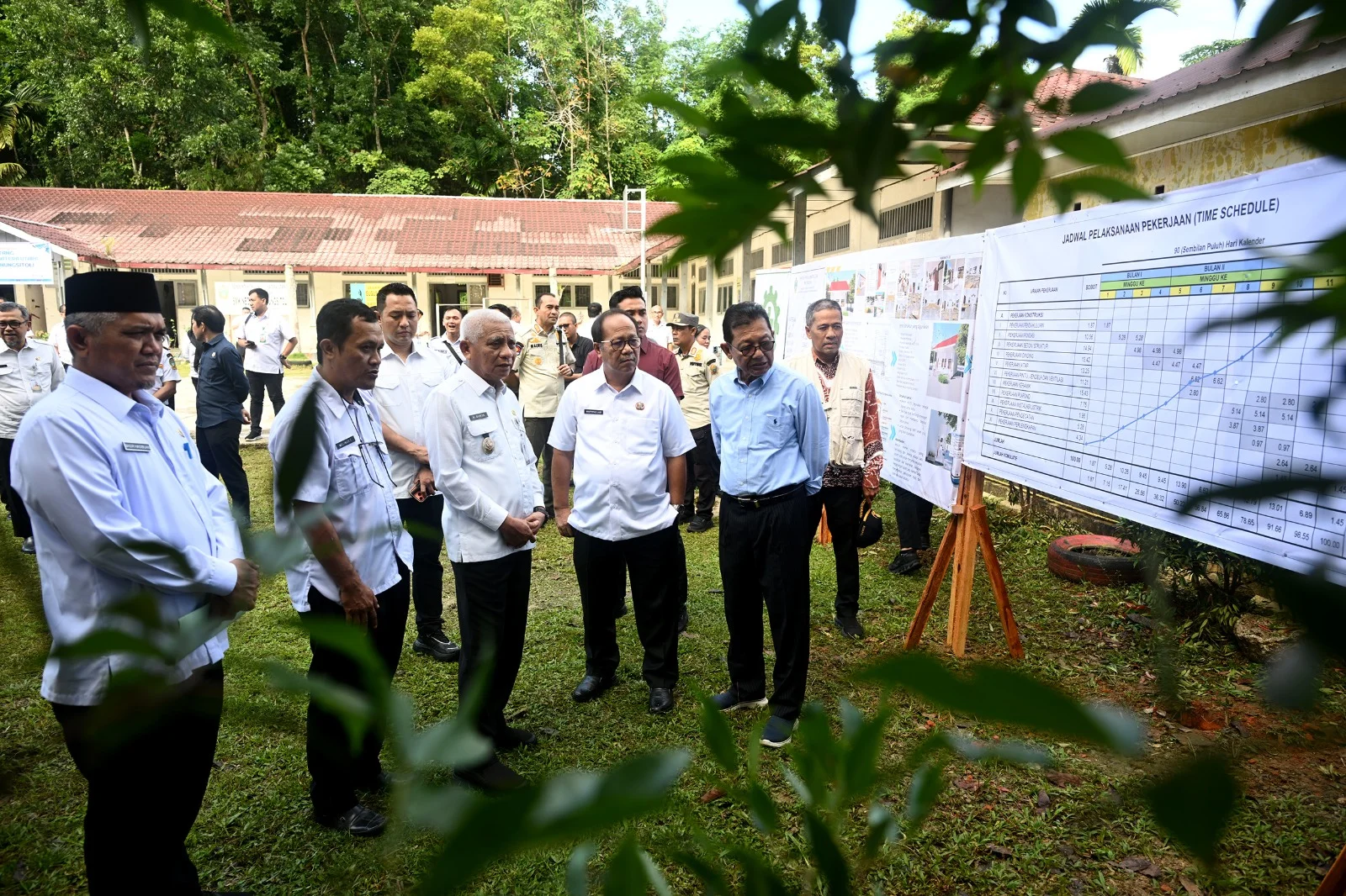 Pemprov Sumut Bangun Ruang Kelas Baru di SMK Gunungsitoli, Harap Jangan Asal-Asalan