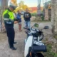 Pengendara Motor Alami Patah Tulang usai Alami Tabrak Lari Bus di Jembrana