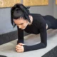 Plank Cuma 30 Detik, Efektif Turunkan Berat Badan? Ini Fakta dan Cara Optimalnya