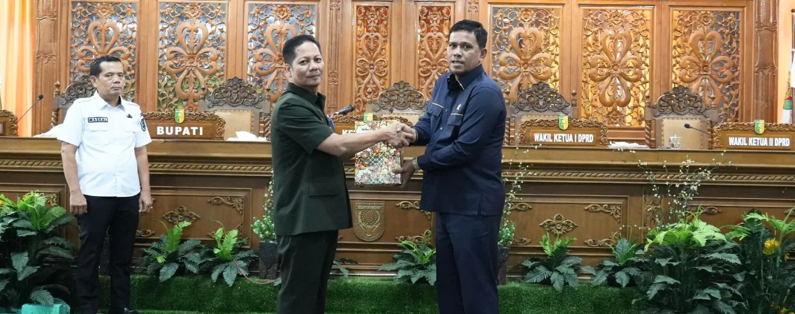 Plt Bupati Kuansing Sampaikan Ranperda Pertanggungjawaban APBD 2025