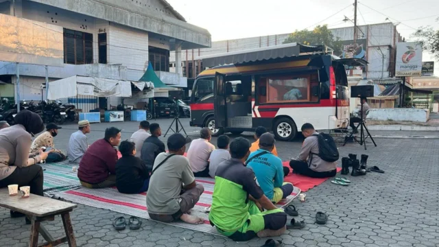 Polisi Ajak Masyarakat Nobar Piala Dunia: Edukasi Kamtibmas dan Pererat Silaturahmi