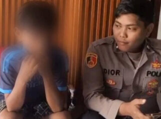 Rindu Tak Terbendung, Bocah di Situbondo Kayuh Sepeda Temui Ayah di Tahanan