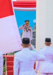 Pimpin Upacara HUT ke-81 RI, Gubernur Luthfi: Kemerdekaan Harus Berdampak pada Kesejahteraan Rakyat